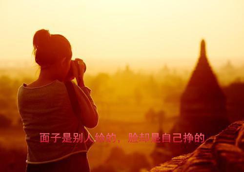小老鼠偷东西
